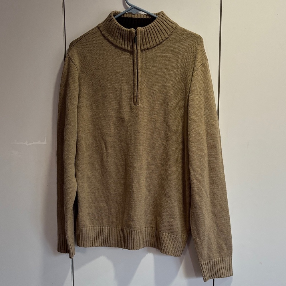 Classic Tan 1/4 Zip-Up Sweater for Men h2h size‎ large knit material